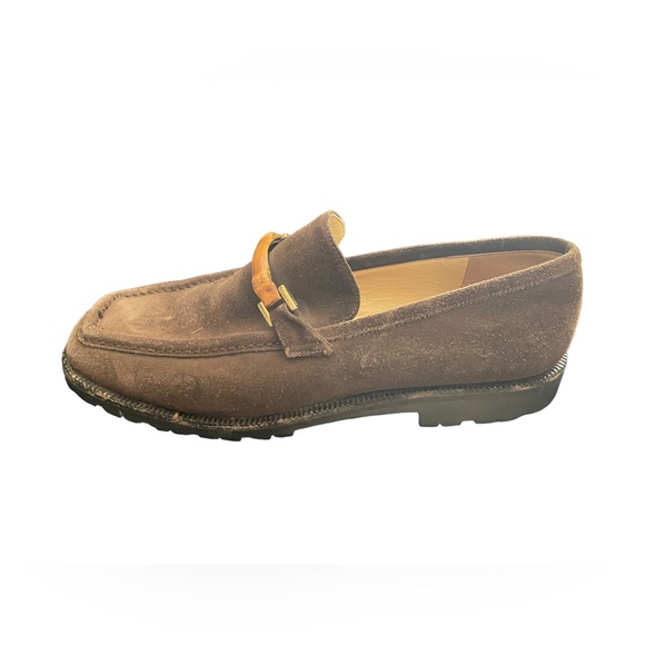 Vintage Gucci loafers. Brown suede with signature bamboo. Size 8 B width - Picture 11 of 15